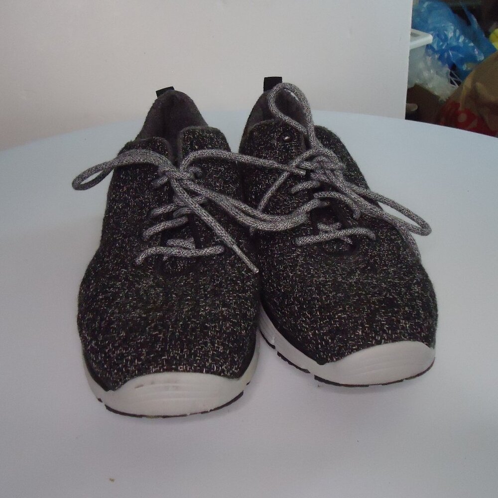 Diabetic Womens  Apex Shoes A8100W Size 8.5 Wide Athletic Wool Lace Up Shoe EUC